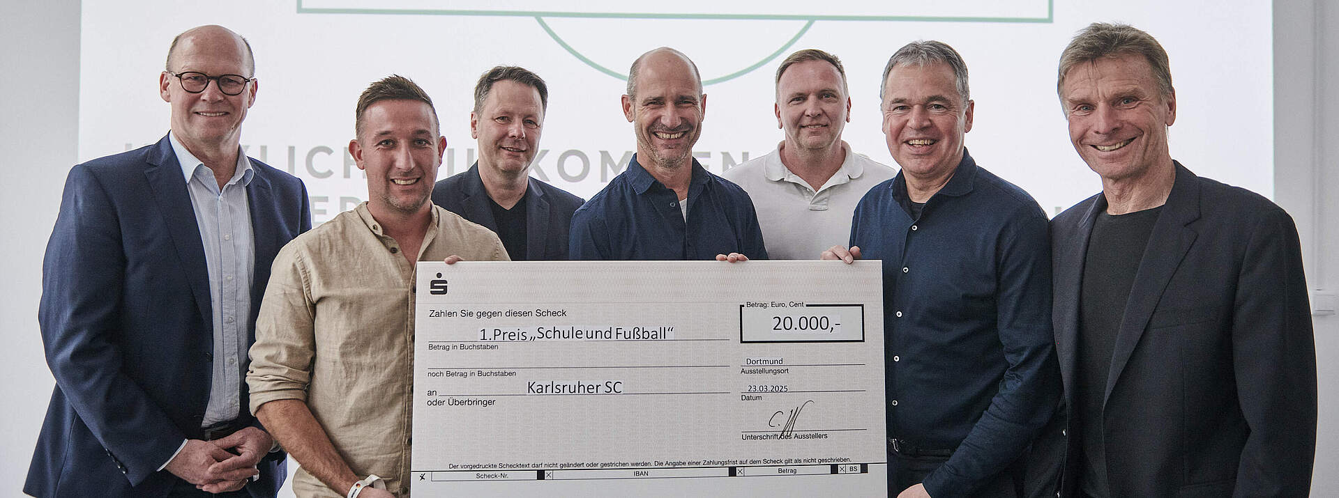 Gewinn bei "Fußball und Schule"