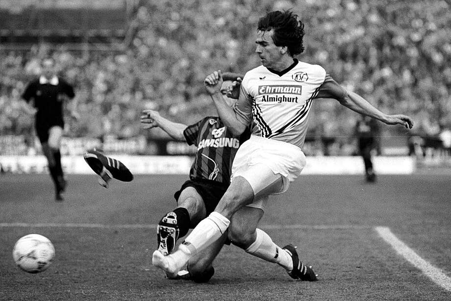 Oliver Westerbeek im Zweikampf